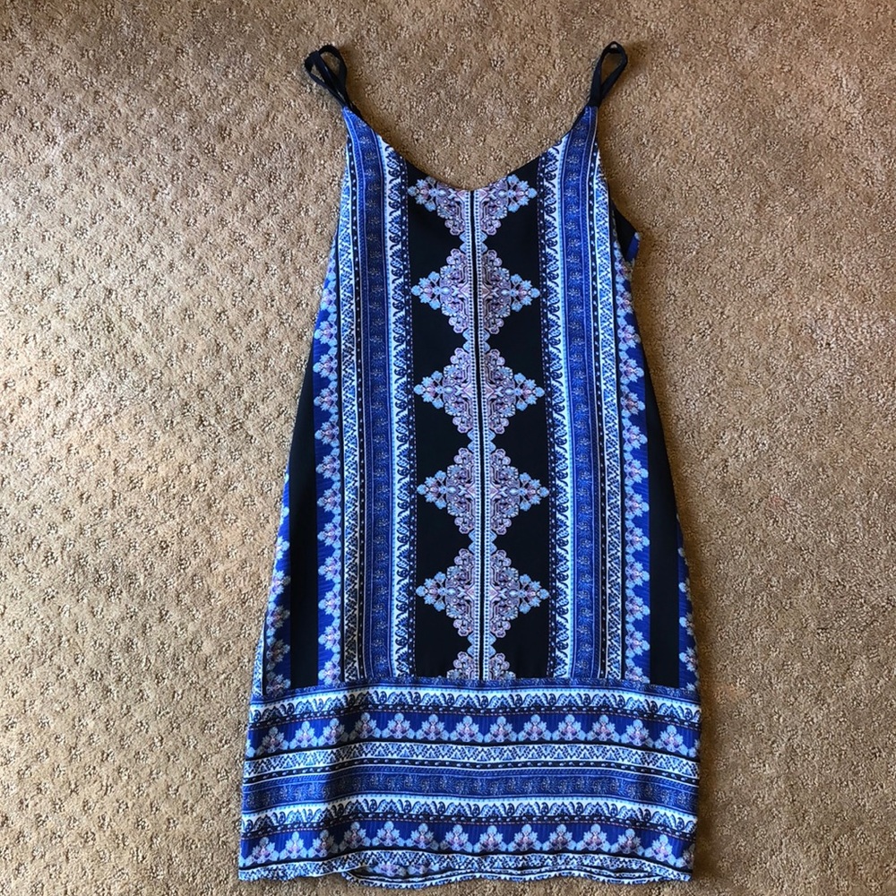 Blue patterned shift dress